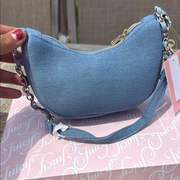 Juicy Couture Blue Shoulder Bag with Gold Chain - Picture 2 of 6